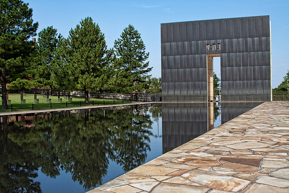 Oklahoma City National MemorialThe Minute After